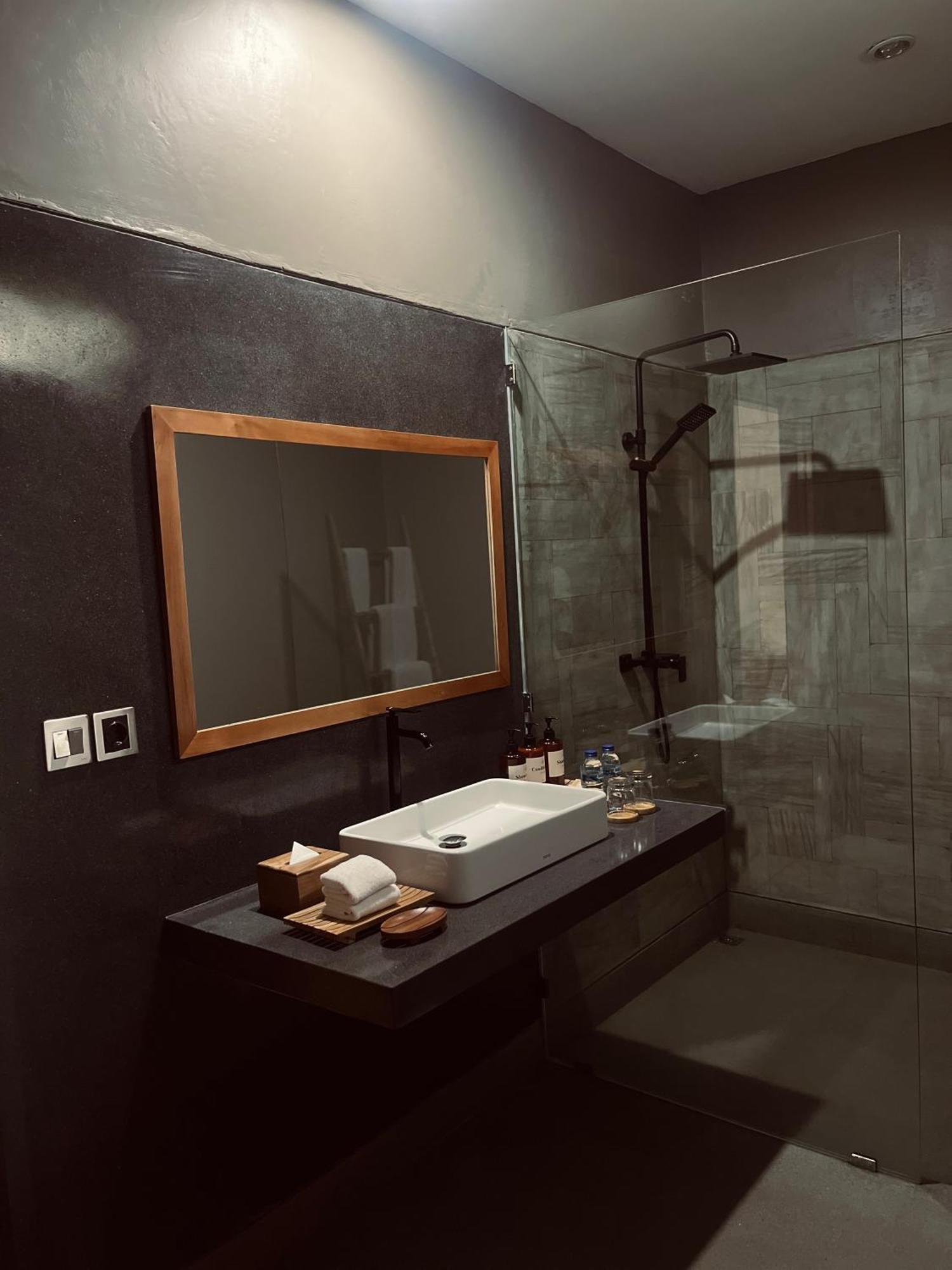 Tropical Almond Villa Uluwatu Екстериор снимка